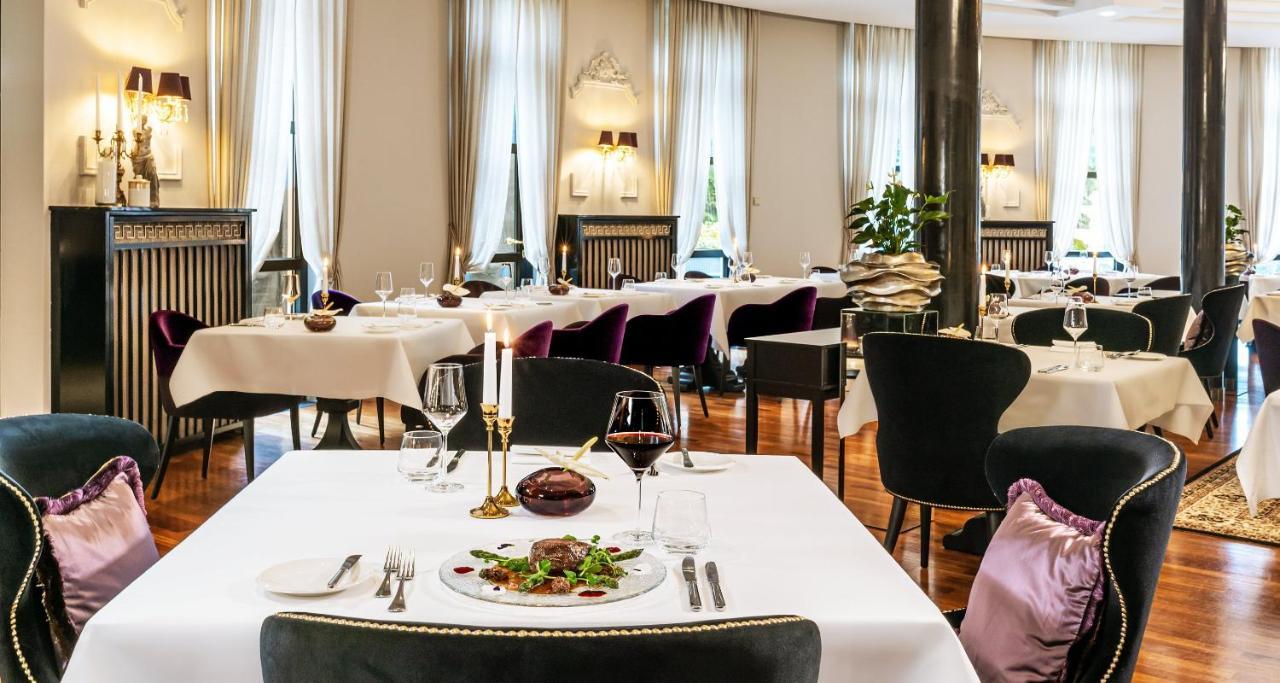Victor'S Residenz-Hotel Schloss Berg Nennig Exterior photo Restaurant