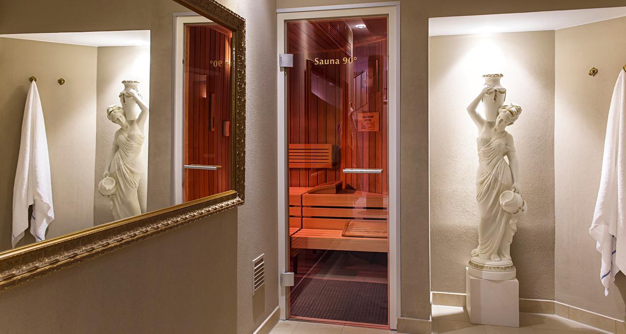 Victor'S Residenz-Hotel Schloss Berg Nennig Room photo Sauna